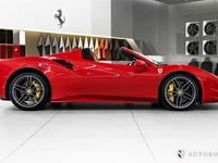 Begagnad Ferrari 488 670 HK (492 kW) 2019 Röd Cab