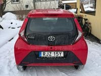 Begagnad Toyota Aygo 72 HK (52 kW) 2021 Halvkombi