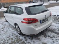 Begagnad Peugeot 308 SW Active 110 HK (80 kW) 2015 Vit Kombi