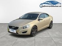 Begagnad Volvo S60 Momentum 164 HK (120 kW) 2010 Ljusbrun (brun) Sedan