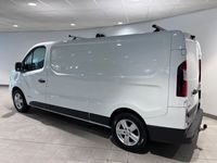 begagnad Nissan NV300 2021, Transportbil