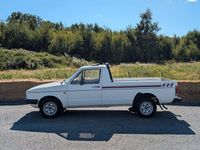 Begagnad VW Caddy 75 HK (55 kW) 1986 Vit Minibuss