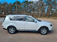 begagnad Mitsubishi Outlander 2.2 Di-D 4WD Sportronic/Drag/ Euro 5