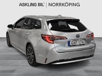 Begagnad Toyota Corolla Style 122 HK (89 kW) 2019 Silver Kombi