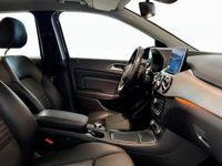 Begagnad Mercedes B200 136 HK (100 kW) 2015 Svart Minibuss