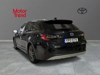 begagnad Toyota Corolla TREK Hybrid TS 1,8 Vinterhjul