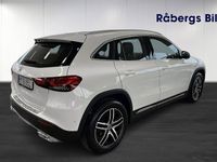 begagnad Mercedes GLA200 GLA200 BenzDragkrok, Backkamera, Navi 2023, Kombi