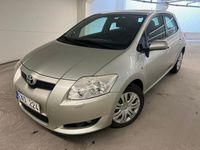 Begagnad Toyota Auris 124 HK (91 kW) 2007 Halvkombi
