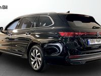 Begagnad VW Passat 150 HK (110 kW) 2024 Grenadilla black metallic Kombi