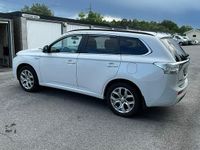 Begagnad Mitsubishi Outlander 203 HK (149 kW) 2014 SUV