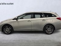 Begagnad Toyota Auris Touring Sports Edition 136 HK (100 kW) 2015 Ljusgrå Kombi