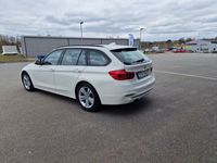 begagnad BMW 320 d 190HK Touring Steptr Sport line Euro6 NY SERVAD