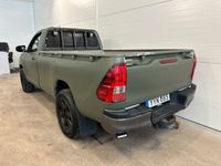 begagnad Toyota HiLux 2.4 150Hk 4WD B-Kamera Drag Bluetooth