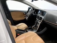 Begagnad Volvo V40 Inscription 245 HK (180 kW) 2017 Halvkombi