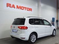 Begagnad VW Touran 110 HK (80 kW) 2018 Vit Minibuss
