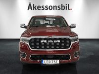 Ny RAM 1500 548 HK (403 kW) 2025 Röd Pickup