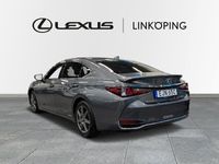 begagnad Lexus ES300H COMFORT VINTERHJUL