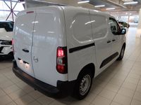 begagnad Opel Combo BUSINESS L1 1.5 Diesel 100 MT5 Värmare/ Dragpkt