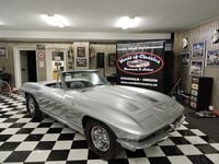 Begagnad Chevrolet Corvette Stingray 301 HK (221 kW) 1963 Gråmetallic Cab