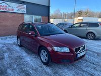 Begagnad Volvo V50 Momentum 116 HK (85 kW) 2011 Röd Kombi