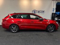 Begagnad Seat Leon FR 150 HK (110 kW) 2021 Röd Kombi