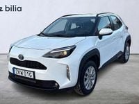 Begagnad Toyota Yaris Cross Active 92 HK (67 kW) 2024 Vit SUV