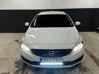 Begagnad Volvo V60 Kinetic 116 HK (85 kW) 2015 Vit Kombi