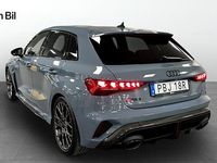 Begagnad Audi RS3 Sportback Sport 406 HK (298 kW) 2024 Grå Halvkombi