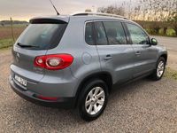 begagnad VW Tiguan 2.0 TDI 4Motion Automat 140hk DRAGKROK