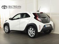 Begagnad Toyota Aygo X Comfort 72 HK (52 kW) 2022 Vit SUV