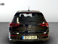 begagnad VW Golf VIII 1.0 TSI 110 HK 6 VXL