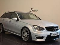 begagnad Mercedes C63 AMG AMG T DESIGNO FACELIFT 457HK FRÅN 2500KR