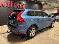 Begagnad Volvo XC60 Momentum 190 HK (139 kW) 2016 Blå SUV