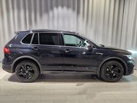 Begagnad VW Tiguan R-line 203 HK (149 kW) 2022 Svart SUV