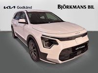 Begagnad Kia e-Niro 150 kW (204 HK) 2023 /swp/ snow white pearl m SUV