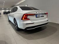 Begagnad Volvo S60 Plus 404 HK (297 kW) 2024 Vit Sedan