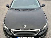 begagnad Peugeot 308 1.2 e-THP Active, NYTT KAMREMSKITT / 1146:-/mån