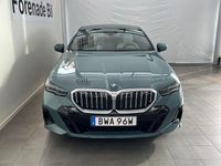 Begagnad BMW 530 M Sport 299 HK (219 kW) 2025 Cape york grön metallic Sedan