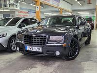 Begagnad Chrysler 300C 218 HK (160 kW) 2010 Mörkgrå Sedan