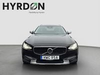 Begagnad Volvo V90 CC Momentum 235 HK (172 kW) 2019 Svart Kombi