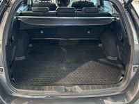 begagnad Subaru Outback 2.5 4WD XFuel FIELD / LÄDER / KAMERA / DRAG