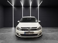 Begagnad VW Golf VII 110 HK (80 kW) 2016 Vit Halvkombi