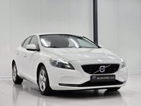 begagnad Volvo V40 T3 Momentum | PDC | Erbjudande 12 MÅN GARANTI!