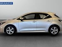 Begagnad Toyota Corolla Hybrid Life 124 HK (91 kW) 2021 Silver Halvkombi