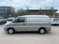 Begagnad Hyundai H-1 100 HK (73 kW) 2005 Minibuss