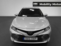 begagnad Toyota Camry 2.5 Hybrid CVT Executive Premiumpaket 2021, Sedan