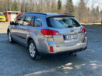 begagnad Subaru Outback 2.0 4WD 150HK, Dragkrok, S/V hjul