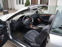 Begagnad Mercedes CLK200 164 HK (120 kW) 2003 Ljusgrå Cab