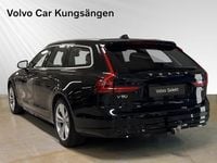 Begagnad Volvo V90 Momentum 200 HK (147 kW) 2020 Svart Kombi