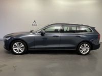 begagnad Volvo V60 B4 Bensin Mom Adv Navi Pro Edition 2022, Kombi